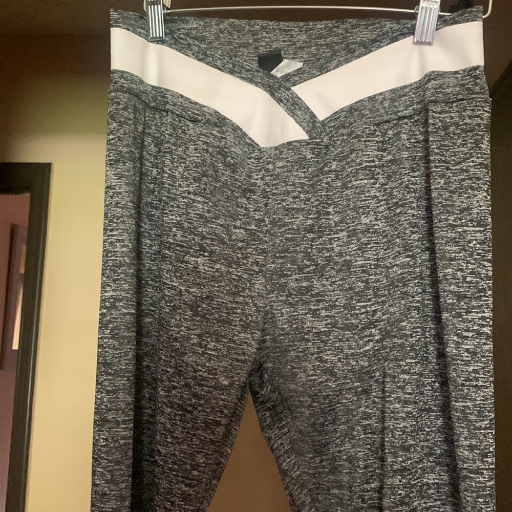 Legging - Picture 2 of 4